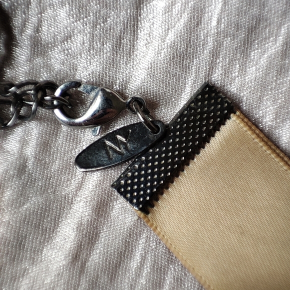 NY Co Ribbon Lucite Bauble Oversized Statement Necklace Faux Pearls Gunmetal - Picture 9 of 15